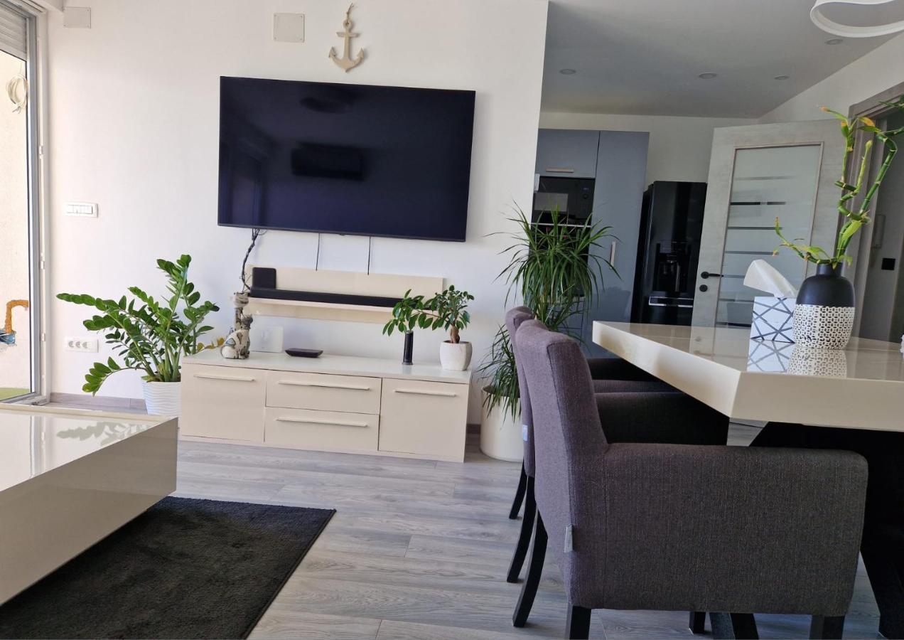 Apartment Illaria 里耶卡 外观 照片